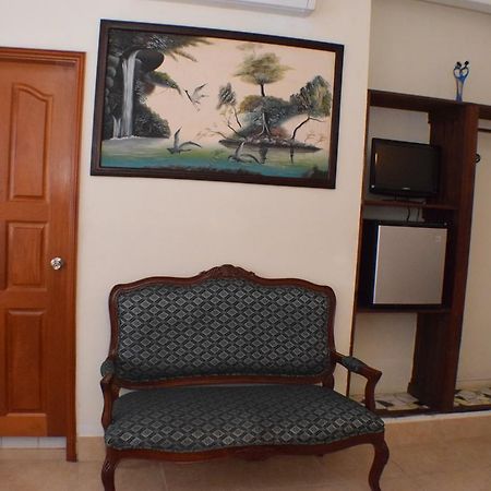 Martha'S Guesthouse San Ignacio Exterior foto