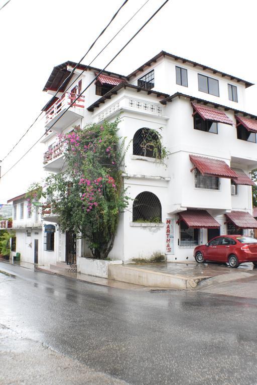 Martha'S Guesthouse San Ignacio Exterior foto